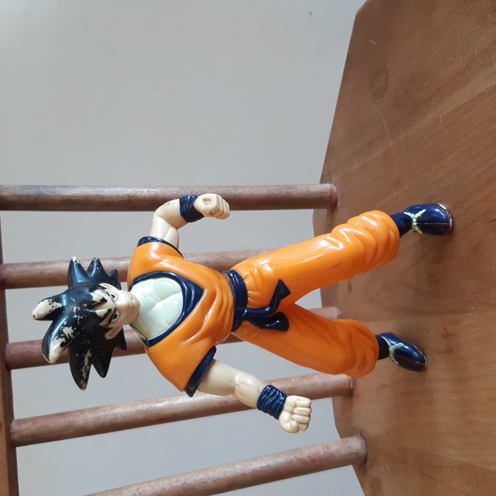 Dragon Ball Z Son Goku 2000 Irwin Toys Action Figure Anime Manga
